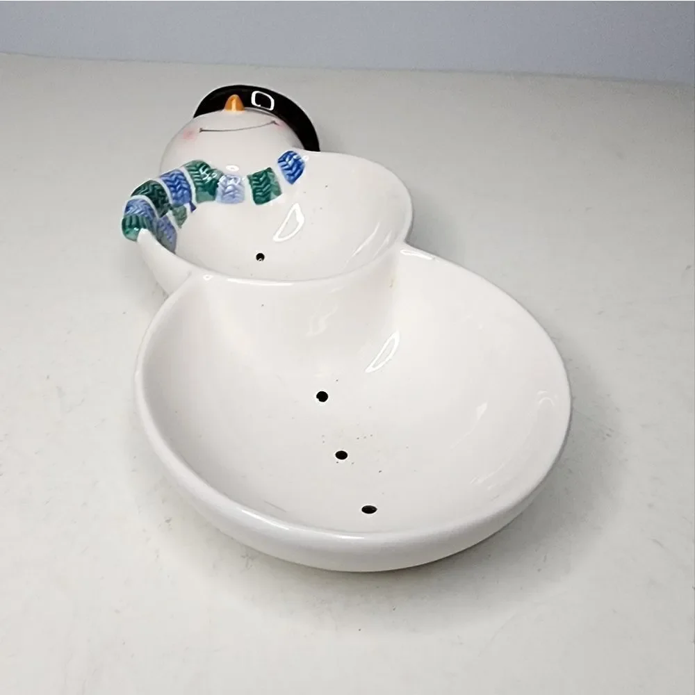 Hallmark separated tray cookie candy veggie tray snowman christmas winter